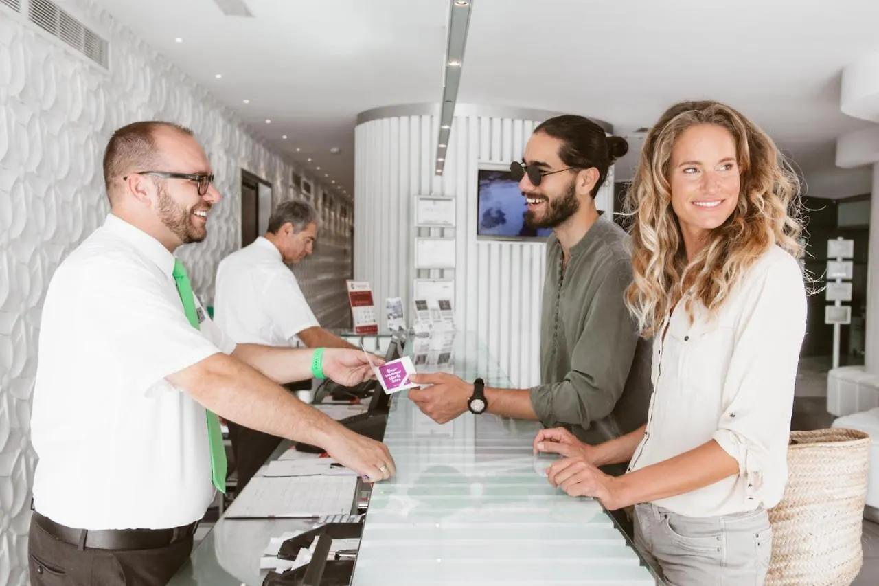 Hotel Garbi Ibiza & Spa Platja d'en Bossa 4*,
