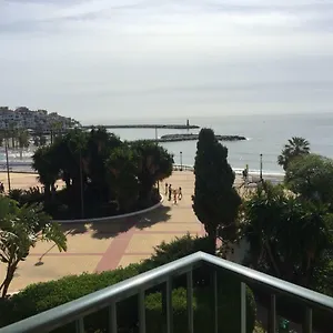 https://studio-playa-puerto-banus.es-andalucia.com
