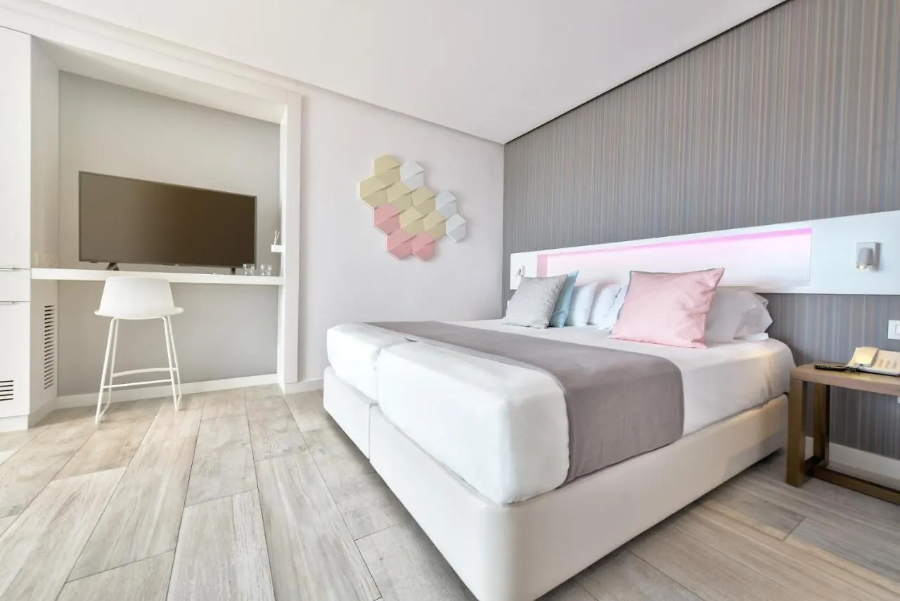 Hotel Garbi Ibiza & Spa Playa d'en Bossa